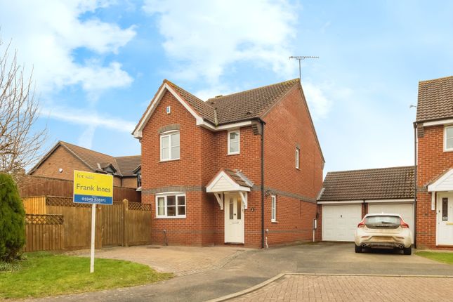 2 bedroom link detached house for sale
