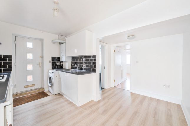 1 bed maisonette