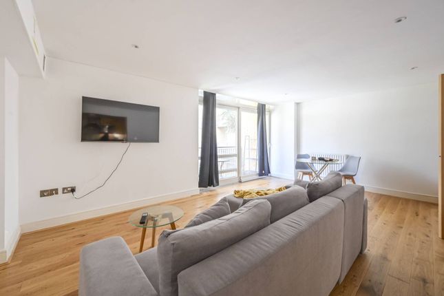 Cassilis Road, Canary Wharf, London, E14 2 bed flat for sale