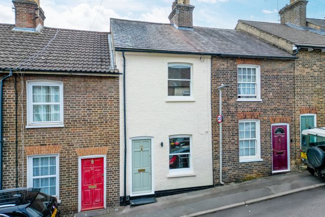 Victoria Road, Berkhamsted HP4 2 bed terraced house for sale