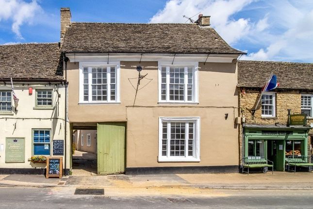 High Street, Lechlade... 2 bed terraced house for sale