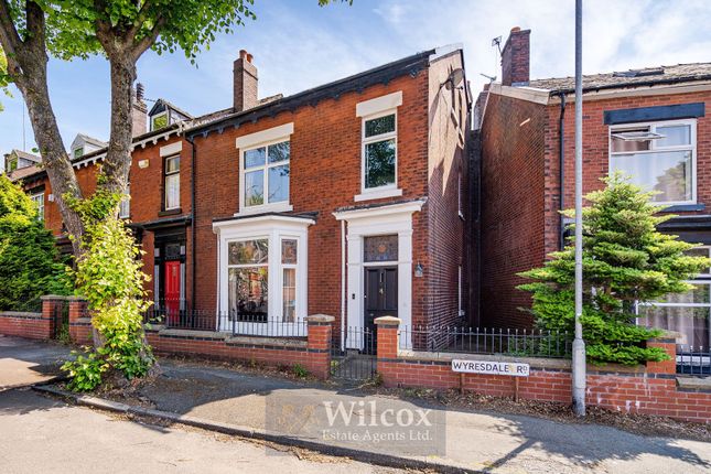 6 bed terraced house