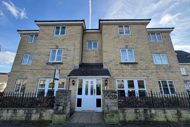 Yateholm Drive, Bradford 2 bed apartment for sale