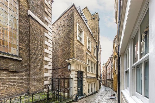 Lovat Lane, London EC3R 2 bed flat for sale