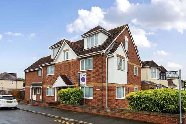 St. Georges Court, Romford RM7 1 bed apartment for sale