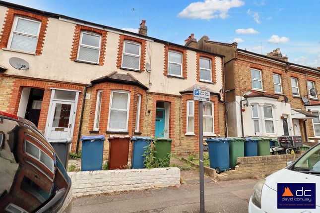 Stanley Road Harrow, HA2 8AZ 1 bed flat for sale