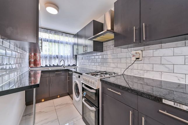 Elm Friars Walk, Camden, London, NW1 2 bed flat for sale