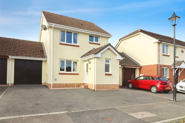 Cedar Grove, Roundswell, Barnstaple... 3 bed link detached house for sale