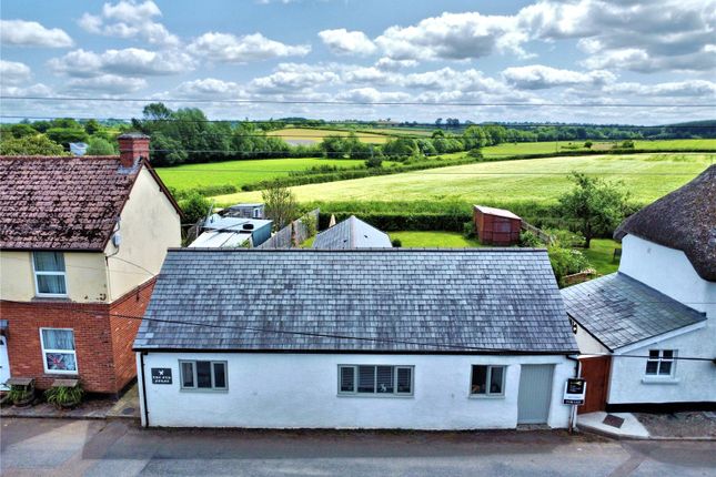 2 bed detached house
