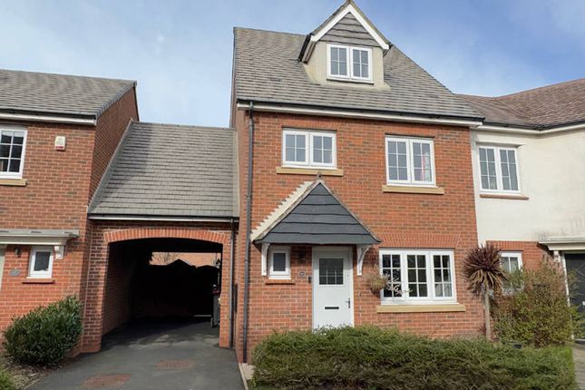 4 bedroom town house for sale