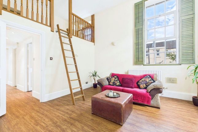 Coombe Road, Brighton, BN2 4EQ 1 bed flat for sale