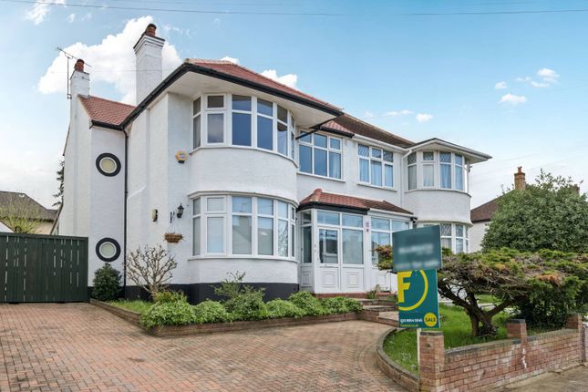 Drummond Drive, Stanmore, HA7 3 bed semi