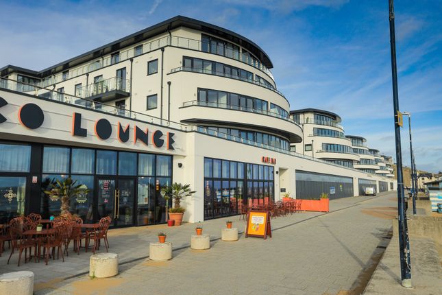 Beach Drive, Ramsgate, CT11 2 bed flat for sale