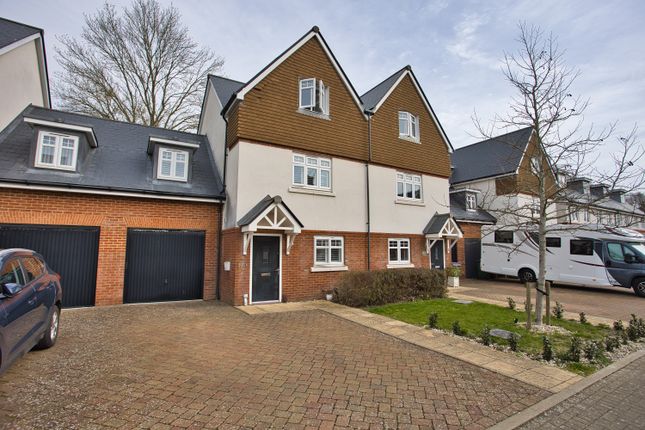 Westbrook Drive, Folkestone, CT20 4 bed semi