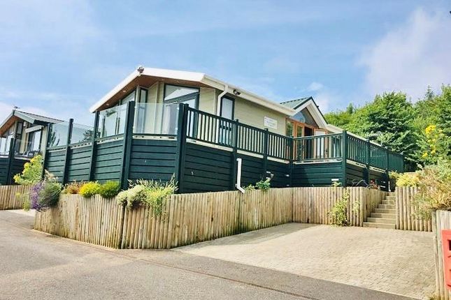 2 bed hotel