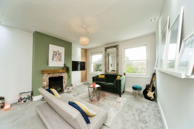 2 bedroom maisonette for sale