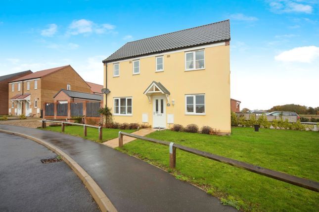 3 bed semi-detached house