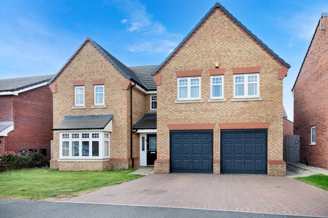 6 bed detached house