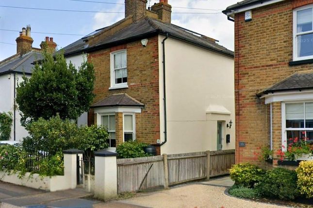 Nightingale Road, West Molesey KT8 2 bed semi