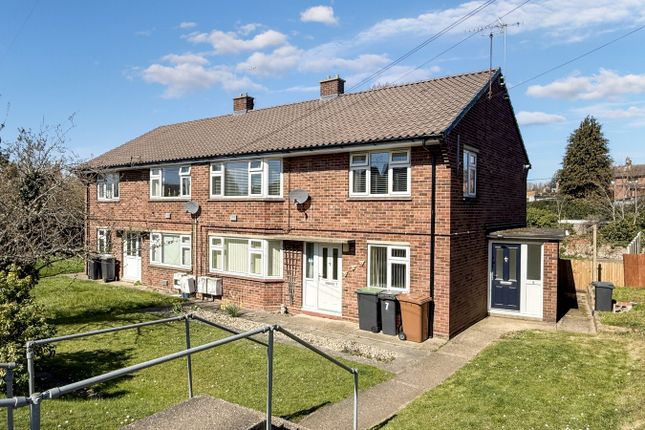 York Crescent, Ipswich IP6 2 bed flat for sale