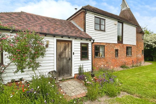 BETHERSDEN 3 bed detached house for sale