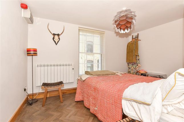 1 bed flat