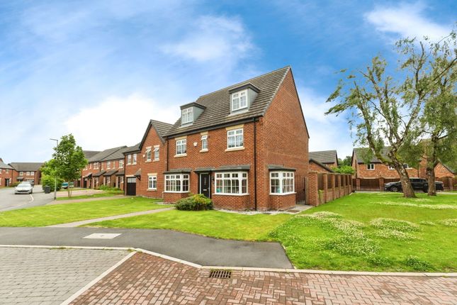 Friesan Drive, Preston PR4 5 bed detached house for sale