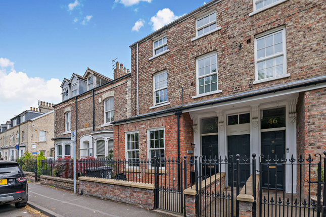 4 bed terraced house
