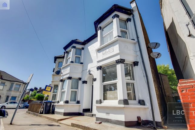 1 bed flat