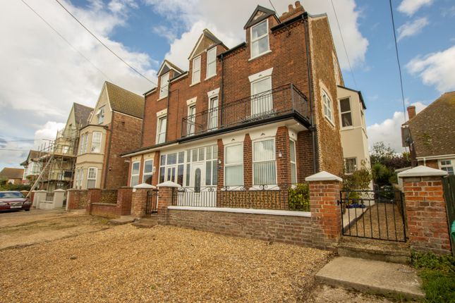 5 bedroom semi-detached house for sale