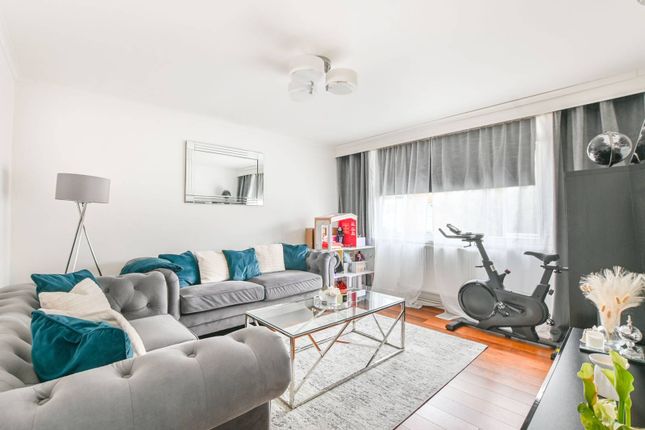 Henderson Close, Neasden, London, NW10 1 bed flat for sale