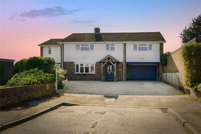 6 bedroom detached house for sale