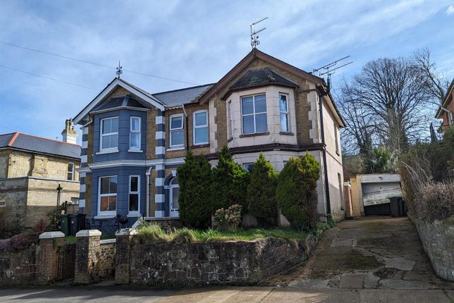 5 bed semi-detached house