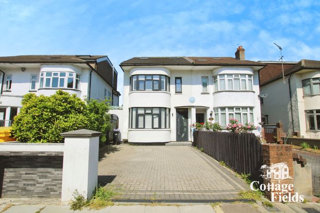 5 bedroom semi-detached house for sale