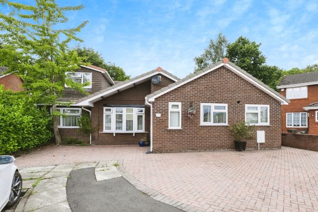 6 bed detached bungalow