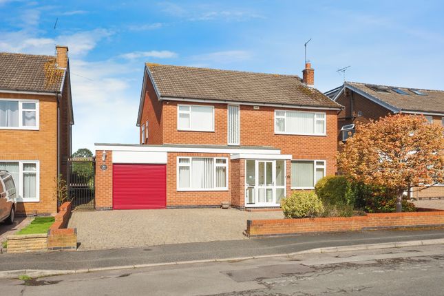 4 bed detached house