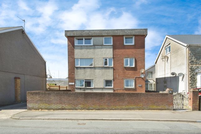 2 bed flat