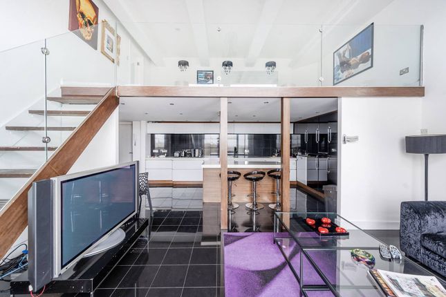 3 bed flat