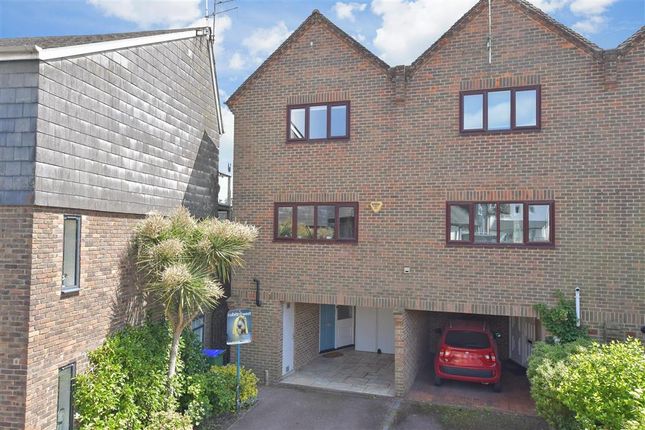 3 bed town house
