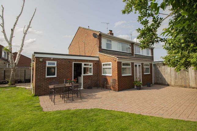 4 bed semi-detached house