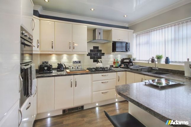 3 bed semi-detached house