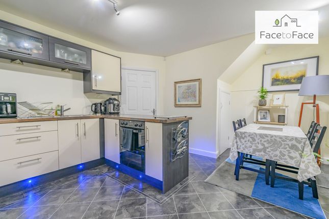 Ivy Place, Todmorden OL14 4 bed detached house for sale