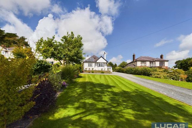 4 bed detached house