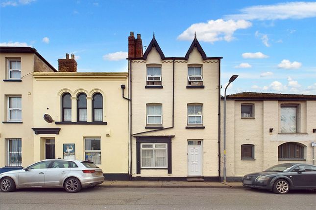 4 bedroom terraced house for sale