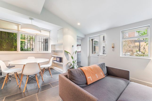 1 bedroom semi-detached house for sale