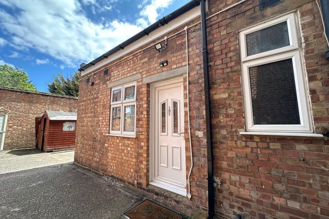 Bromley Road, London, SE6 1 bed flat for sale