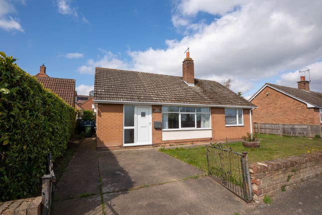 High Street, Everton DN10 2 bed bungalow for sale