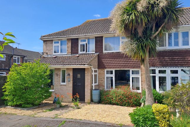 Hailsham Close, East Preston BN16 5 bed semi