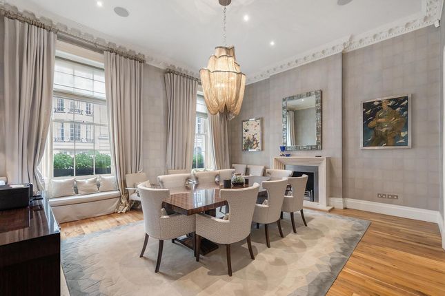 London W1K 4 bed apartment for sale