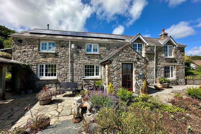 4 bed detached house
